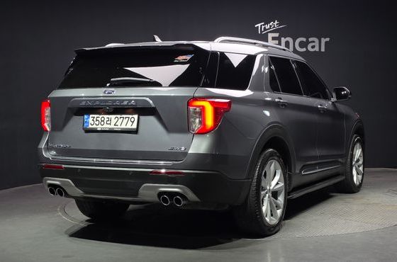 Ford Explorer 3.0 Platinum 4WD — пробег 85 046 км — фото 2 из 5