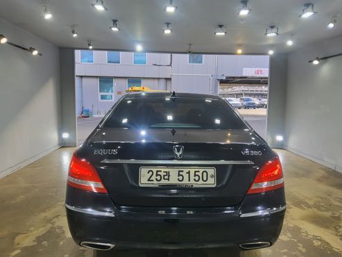 Hyundai Equus VS380 LUXURY — пробег 177 920 км — фото 4 из 5