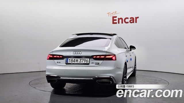 Audi A5 40 TFSI Quattro Premium Sportback — пробег 69 026 км — фото 4 из 5