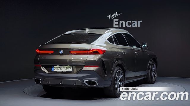 BMW X6 xDrive40i M Sport — пробег 88 280 км — фото 2 из 5