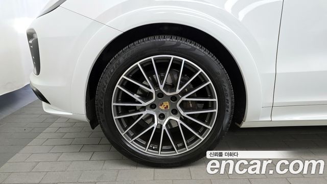 Porsche Cayenne 3.0 — пробег 115 178 км — фото 5 из 5