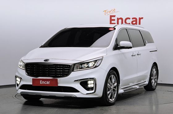 Kia Carnival Gasoline 7-Seater Limousine President — пробег 39 655 км — фото 1 из 5