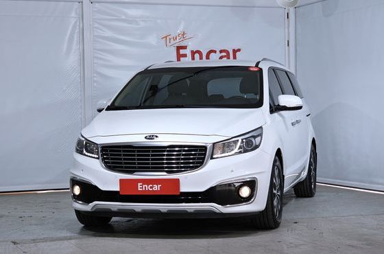 Kia Carnival 9-seater Luxury — пробег 197 572 км — фото 3 из 5