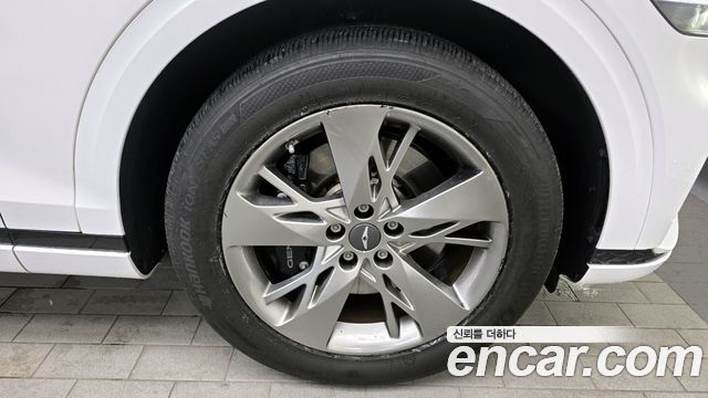 Genesis GV70 из Кореи Encar