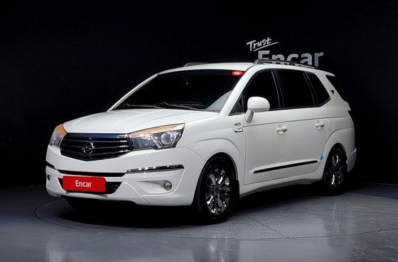 Ssangyong KORANDO 4WD TX 9-seater — пробег 113 365 км — фото 1 из 5