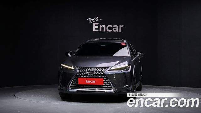 Lexus UX 2.0 2WD — пробег 27 977 км — фото 3 из 5