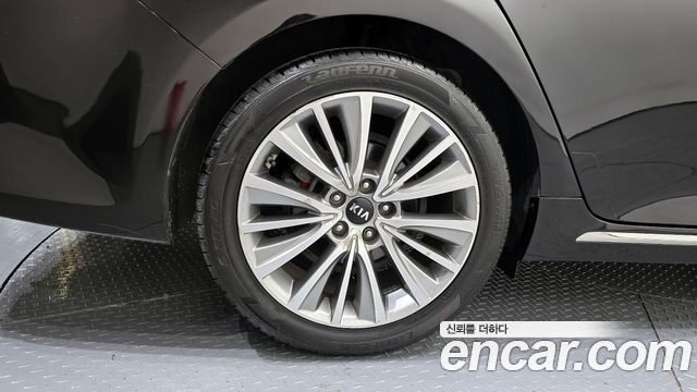 Kia K5 из Кореи Encar