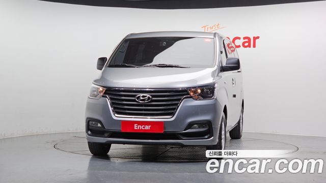 Hyundai Starex Van 5-Seater Modern — пробег 170 798 км — фото 3 из 5