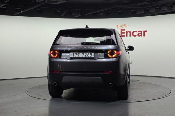 Land Rover Discovery Sport 2.0 TD4 SE (150PS) — пробег 142 721 км — фото 4 из 5