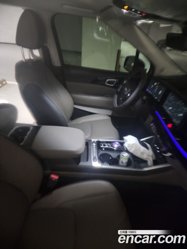 Kia Carnival Hev 9 Seater X Line — пробег 2 850 км — фото 3 из 5