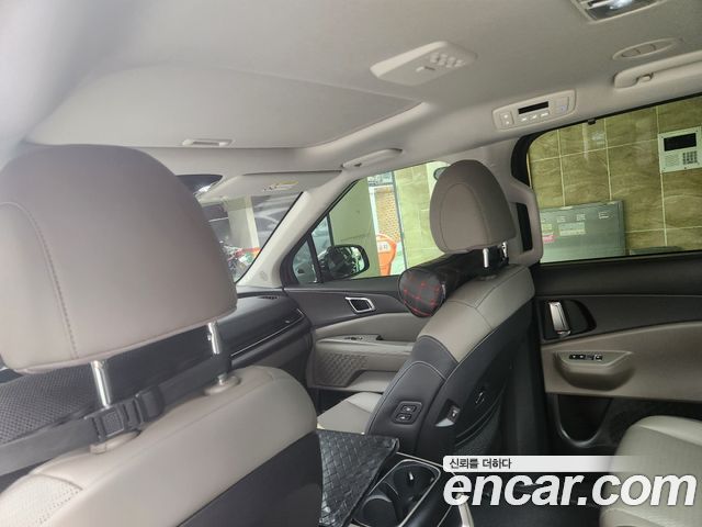 Kia Carnival Gasoline 9-Seater Noblesse — пробег 6 560 км — фото 4 из 5