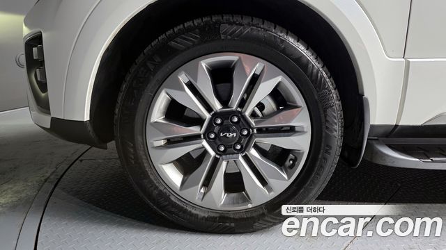 Kia Mohave Diesel 3.0 4WD 6-Seater Masters — пробег 50 100 км — фото 5 из 5