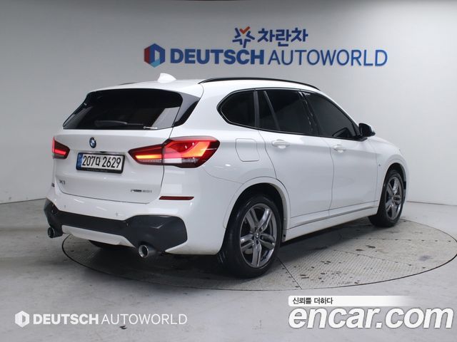 BMW X1 xDrive 20i M Sport — пробег 40 443 км — фото 2 из 5