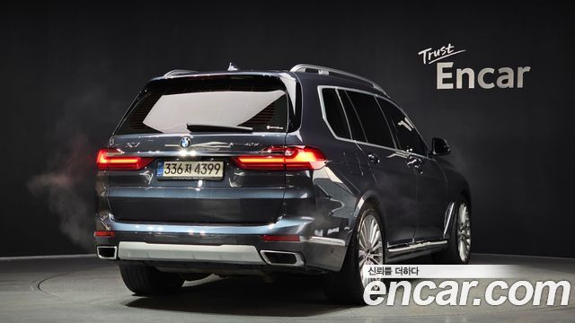 BMW X7 xDrive 40d Design Pure Excellence 7-Seater — пробег 168 367 км — фото 2 из 5