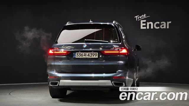 BMW X7 xDrive 40d Design Pure Excellence 7-Seater — пробег 168 367 км — фото 4 из 5