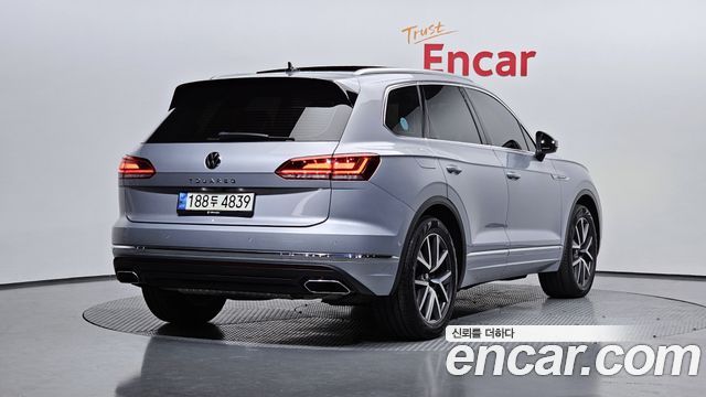 Volkswagen Touareg из Кореи Encar