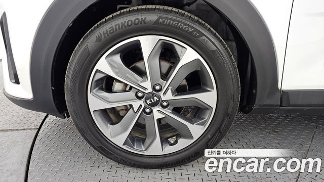 Kia Stonic Diesel 1.6 Trendy — пробег 118 759 км — фото 5 из 5