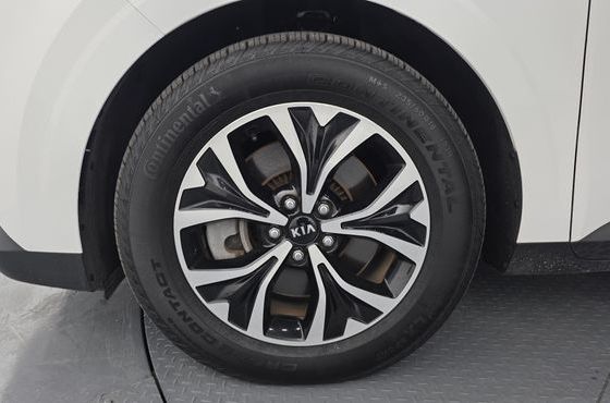Kia Carnival 9-Seater Signature — пробег 39 703 км — фото 5 из 5