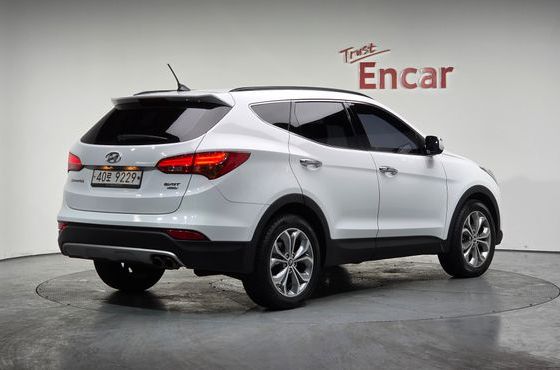 Hyundai Santafe Diesel(e-VGT) 2.0 4WD Exclusive — пробег 142 902 км — фото 2 из 5