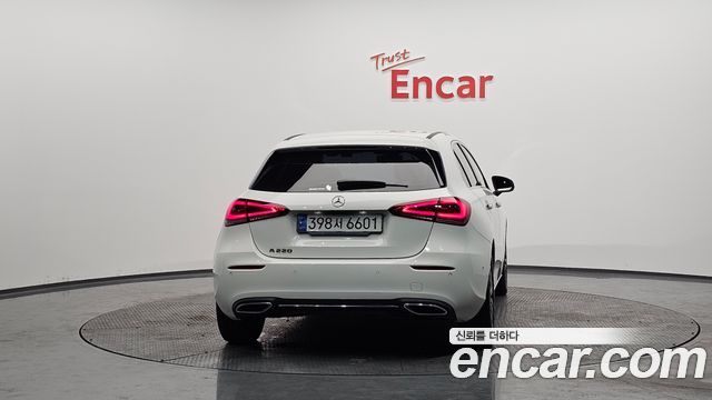 Mercedes-Benz A-Class из Кореи Encar