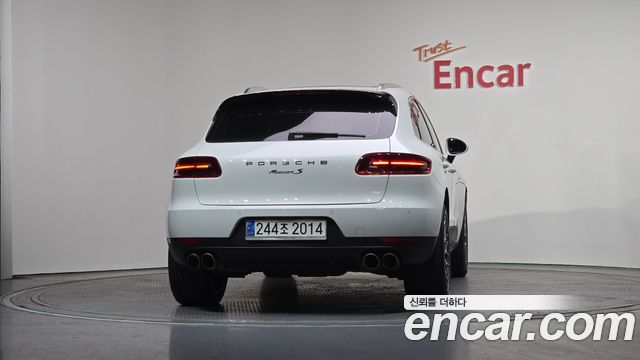 Porsche Macan из Кореи Encar