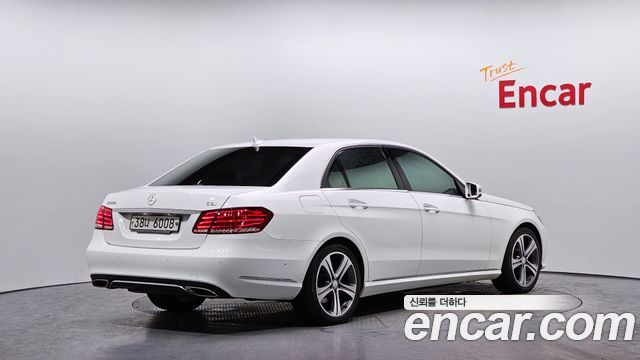 Mercedes-Benz E-Class из Кореи Encar