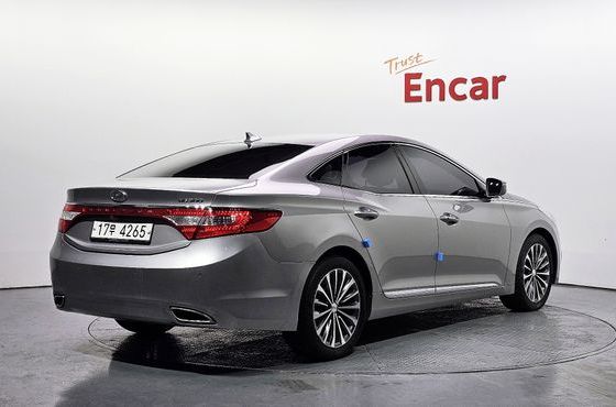 Hyundai Grandeur HG300 Premium — пробег 152 078 км — фото 2 из 5