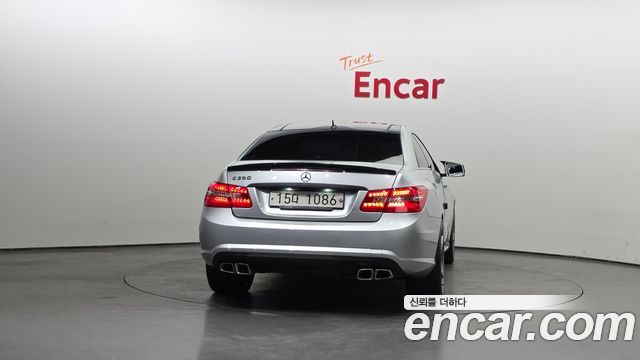 Mercedes-Benz E-Class из Кореи Encar