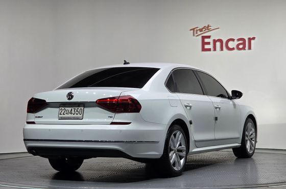 Volkswagen Passat 2.0 TSI B7 — пробег 106 104 км — фото 2 из 5