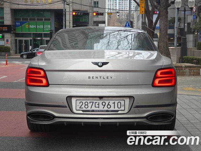 Bentley Flying Spur из Кореи Encar