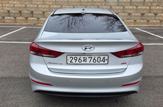 Hyundai AVANTE 1.6 GDI Smart — пробег 101 896 км — фото 4 из 5