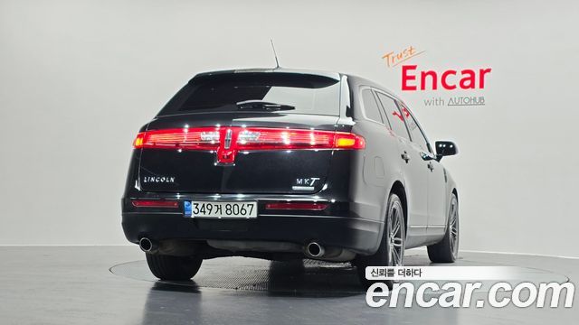 Lincoln MKT из Кореи Encar