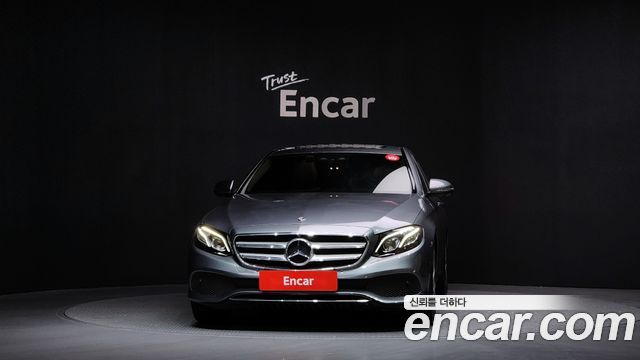 Mercedes-Benz E-Class E300 4MATIC Avnatgarde — пробег 52 822 км — фото 3 из 5