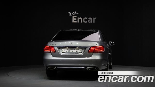 Mercedes-Benz E-Class E250 BlueTec 4MATIC AV — пробег 100 230 км — фото 4 из 5