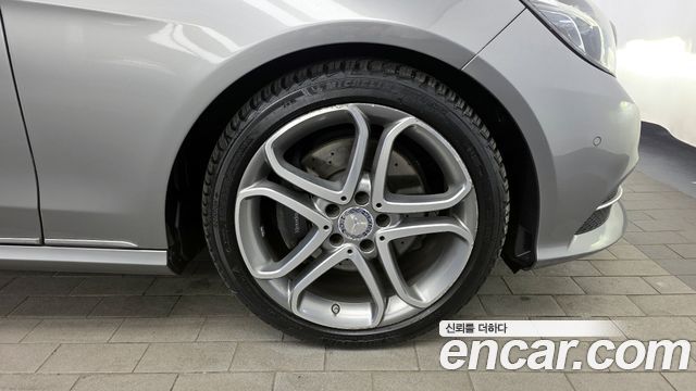 Mercedes-Benz E-Class E250 BlueTec 4MATIC AV — пробег 100 230 км — фото 5 из 5
