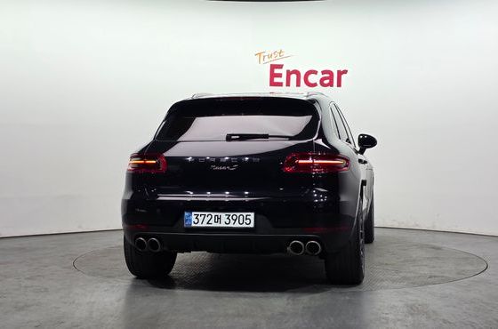 Porsche Macan 3.0 S Diesel 95B — пробег 64 421 км — фото 4 из 5