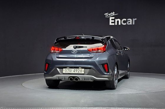Hyundai Veloster 1.6 Turbo Sport Core — пробег 114 880 км — фото 4 из 5
