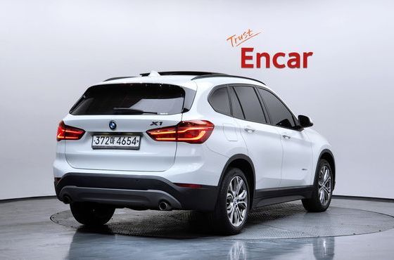 BMW X1 xDrive 20d — пробег 82 883 км — фото 2 из 5