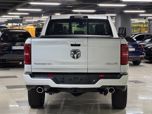 Dodge Ram Pick Up 3.0 — пробег 23 км — фото 3 из 5