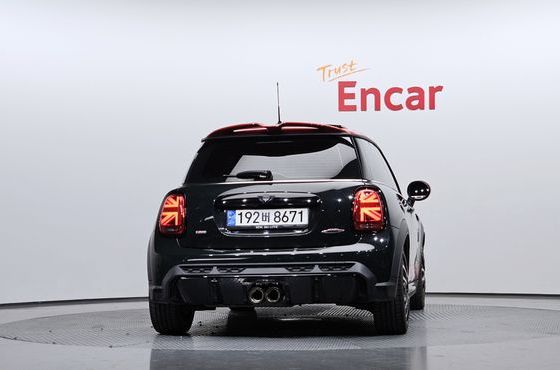 Mini Cooper JCW 3rd Generation — пробег 31 360 км — фото 4 из 5