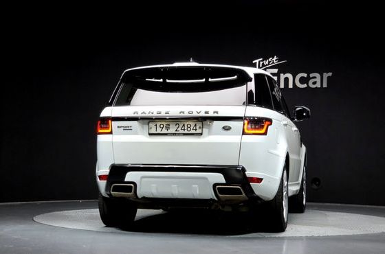 Land Rover Range Rover Sport 3.0 SDV6 HSE Dynamic — пробег 121 562 км — фото 4 из 5