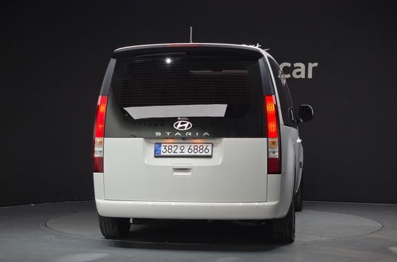 Hyundai Staria Tourer 9-Seater Modern — пробег 29 474 км — фото 4 из 5