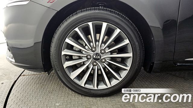Kia K7 из Кореи Encar