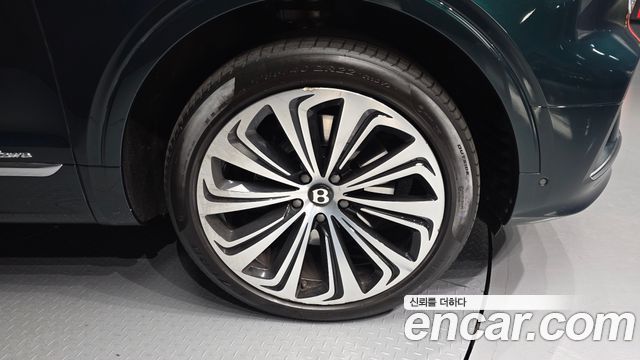 Bentley Bentayga из Кореи Encar