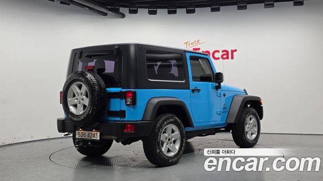 Jeep Wrangler 3.6 Sport 2Door — пробег 84 785 км — фото 2 из 5