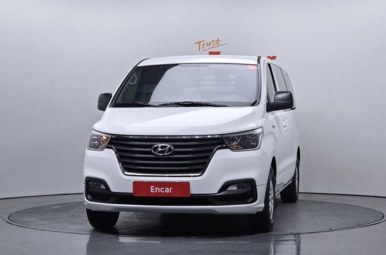 Hyundai Starex Van 3-Seater Smart — пробег 100 490 км — фото 3 из 5