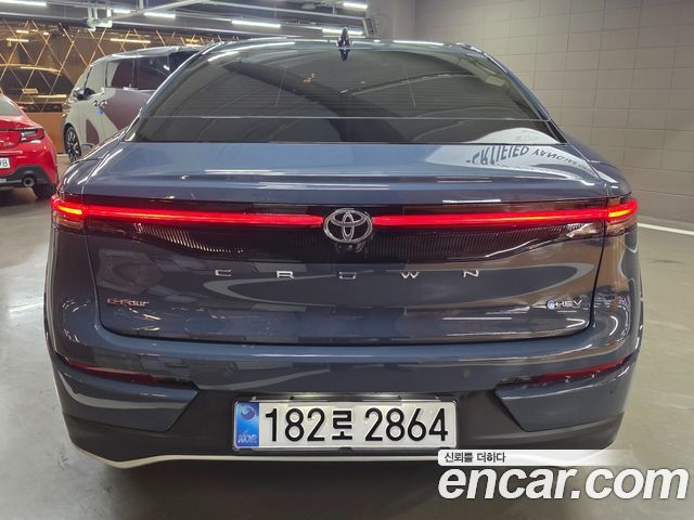 Toyota Crown из Кореи Encar