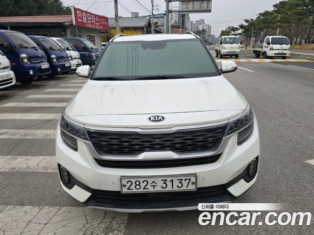 Kia Seltos из Кореи Encar