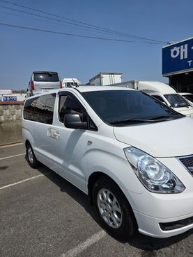 Hyundai Starex 5-Seater VAN CVX Luxury — пробег 201 160 км — фото 4 из 5
