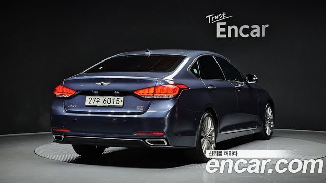 Hyundai Genesis из Кореи Encar